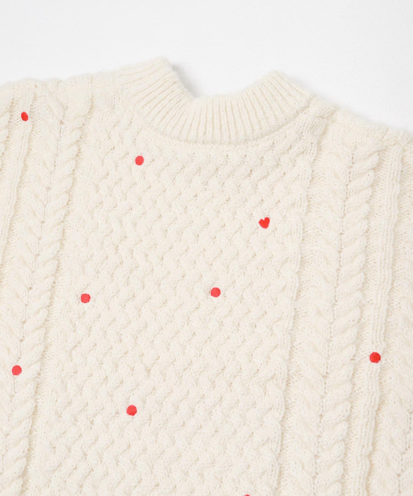 刺繡麻花針織衫