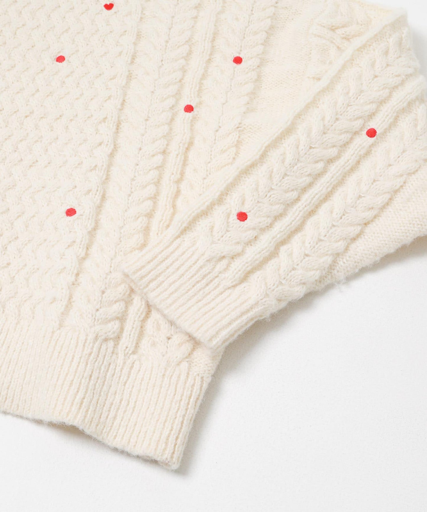 刺繡麻花針織衫