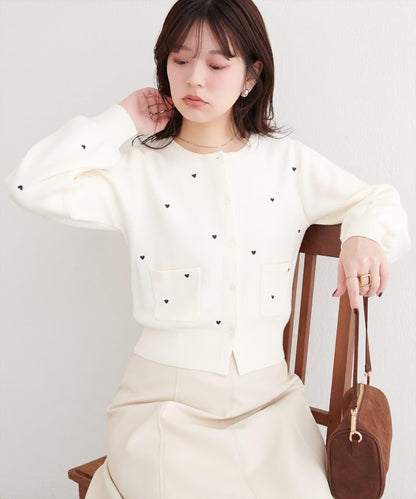 愛心刺繡帶口袋開衫