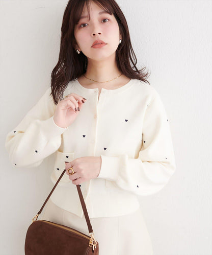 愛心刺繡帶口袋開衫