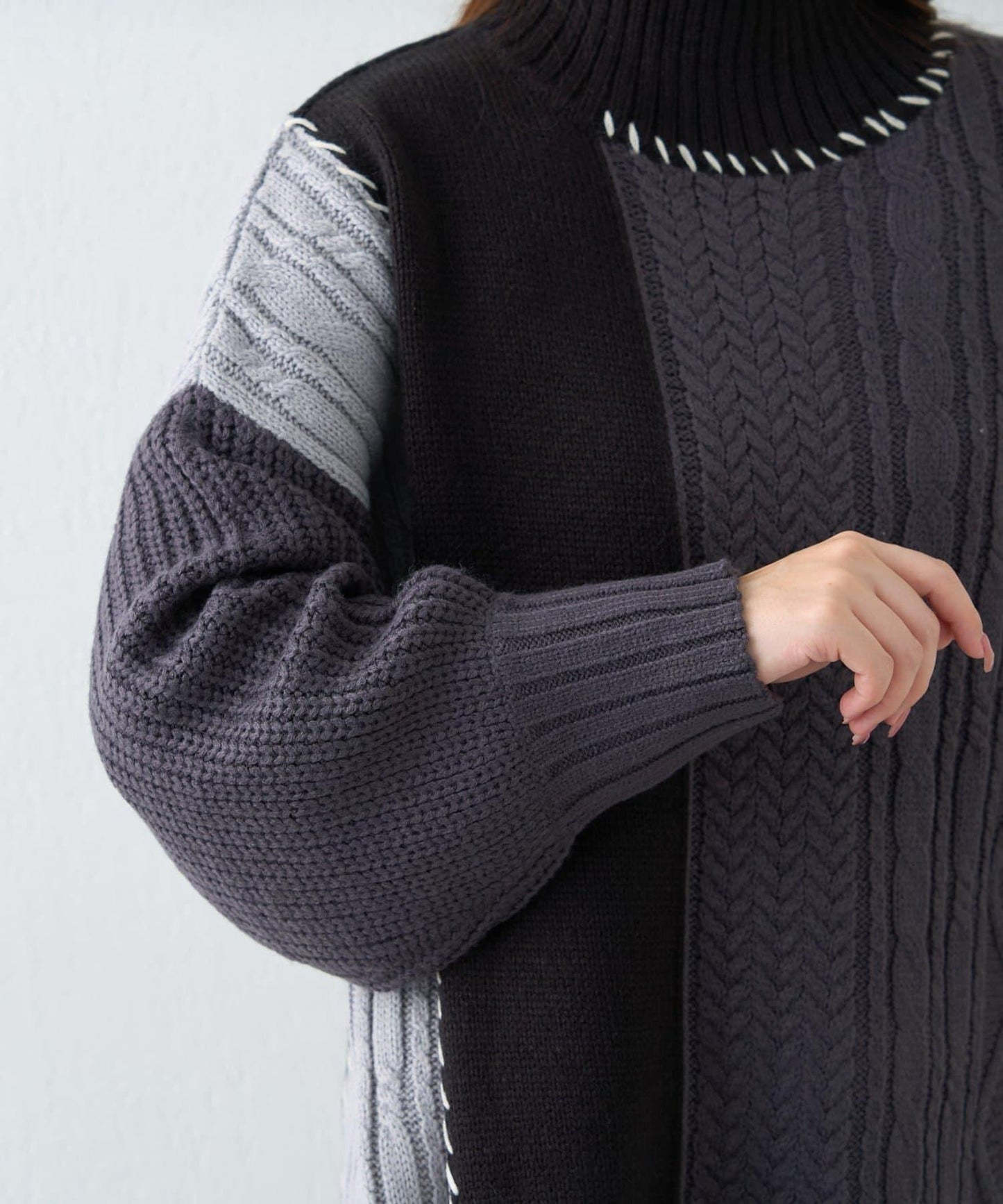 【NAO】拼色手工縫線套頭衫