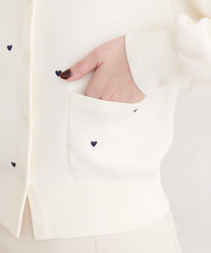 愛心刺繡帶口袋開衫