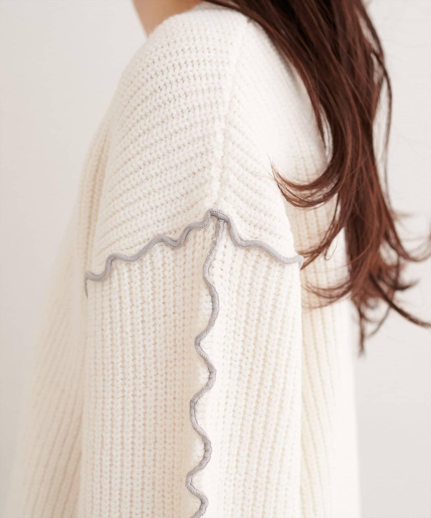 荷葉邊裝飾針織套頭衫