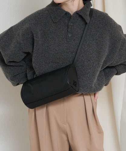 軟皮卷式單肩包