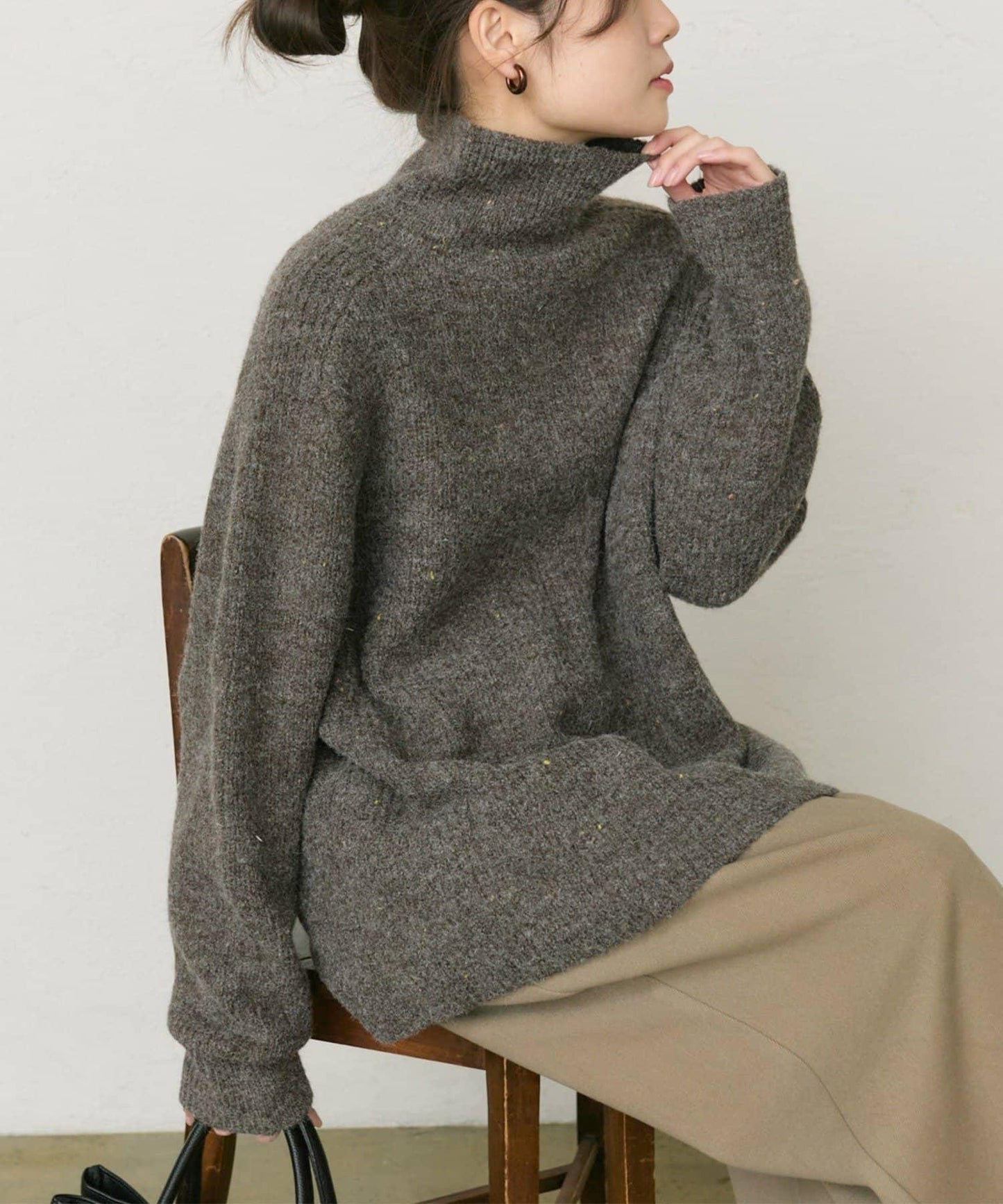 彩點高領針織套頭衫