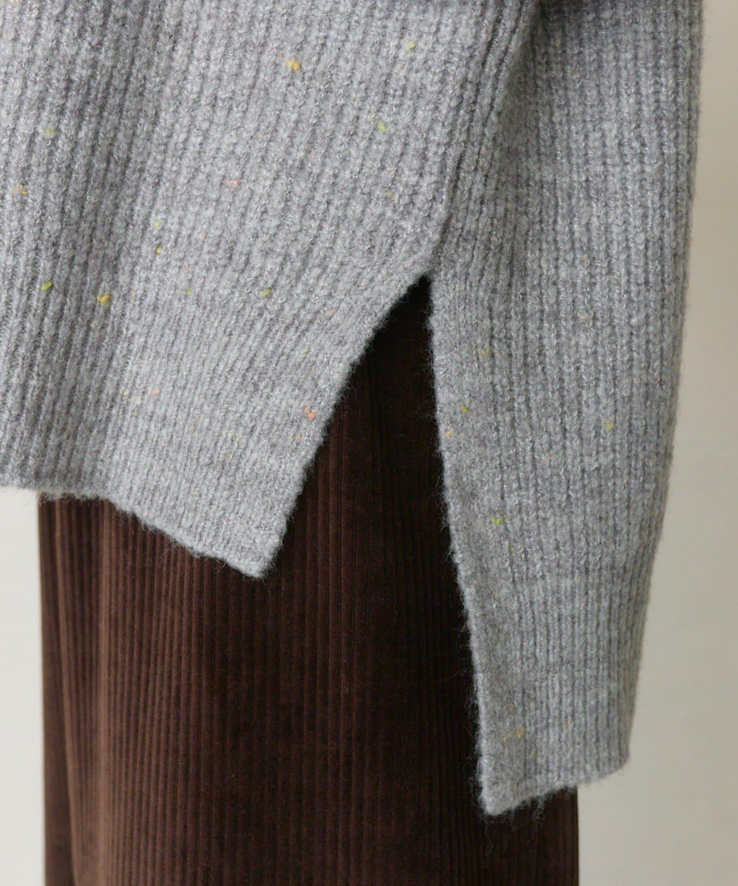 彩點圓領針織套頭衫