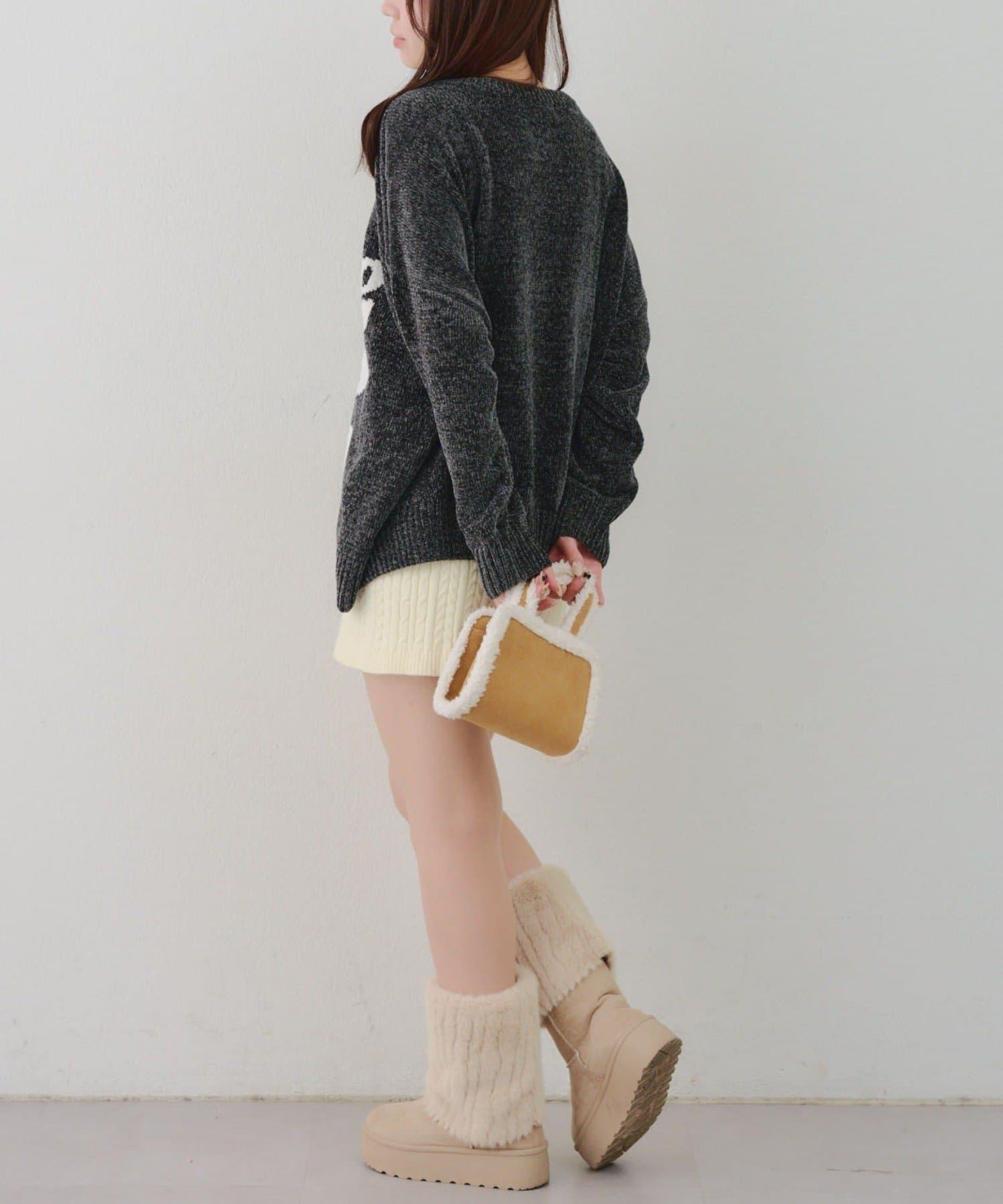 毛絨人氣針織衫【RMAF】天鵝絨紗線標誌針織套頭衫