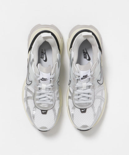 NIKE V2K 跑鞋