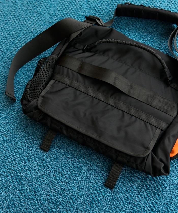 EXPANDER 單肩斜挎包 防潑水