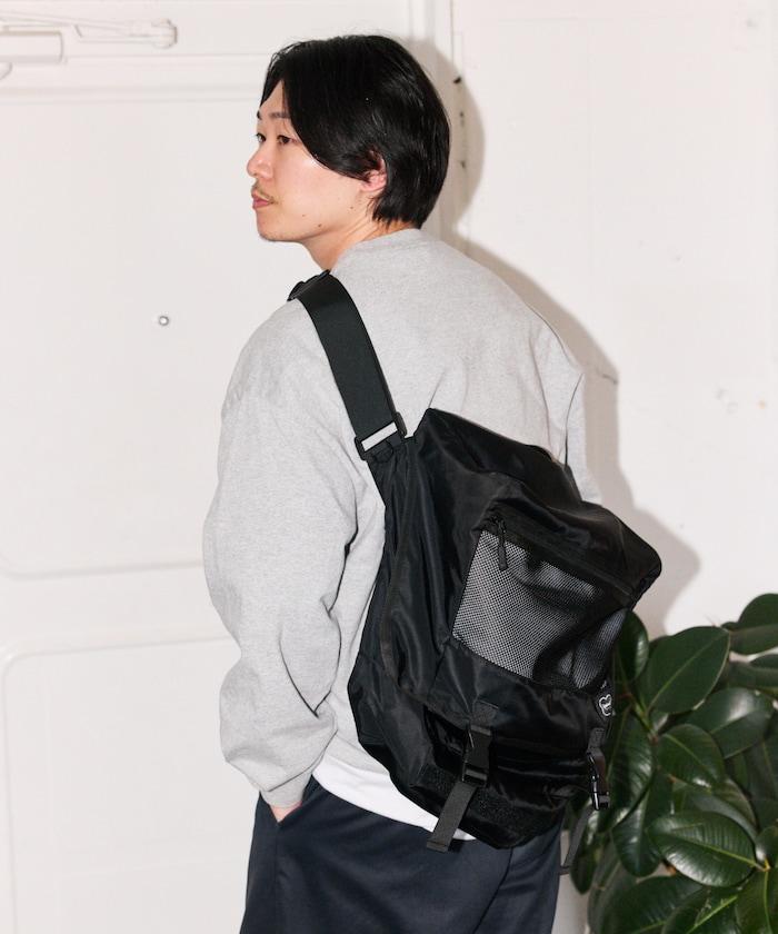 EXPANDER 單肩斜挎包 防潑水