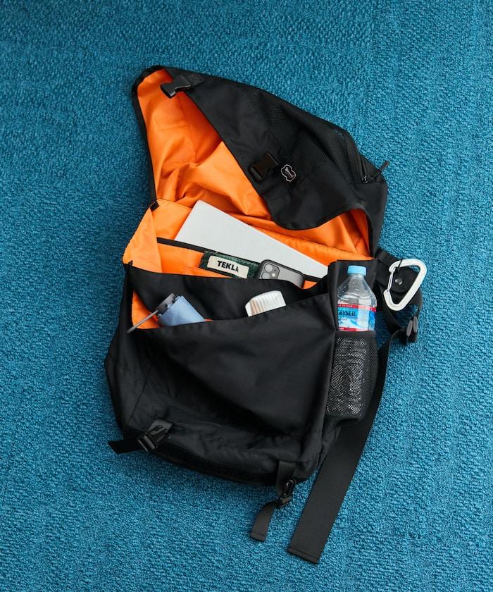 EXPANDER 單肩斜挎包 防潑水