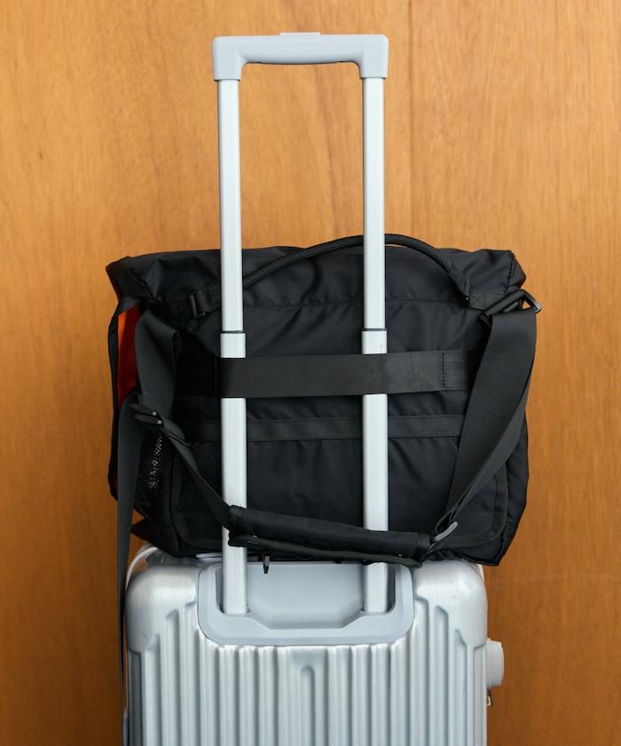 EXPANDER 單肩斜挎包 防潑水