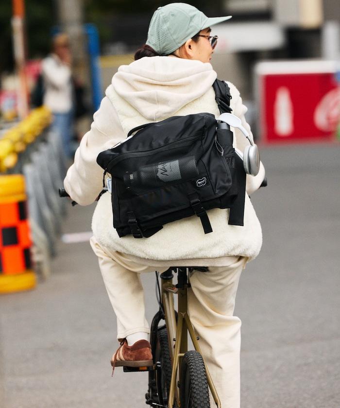 EXPANDER 單肩斜挎包 防潑水