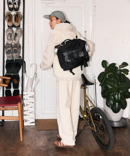 EXPANDER 單肩斜挎包 防潑水