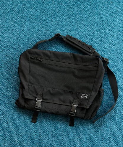 EXPANDER 單肩斜挎包 防潑水