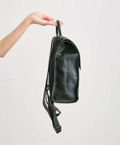 《本革/A4尺寸適用》皮革翻蓋雙肩包