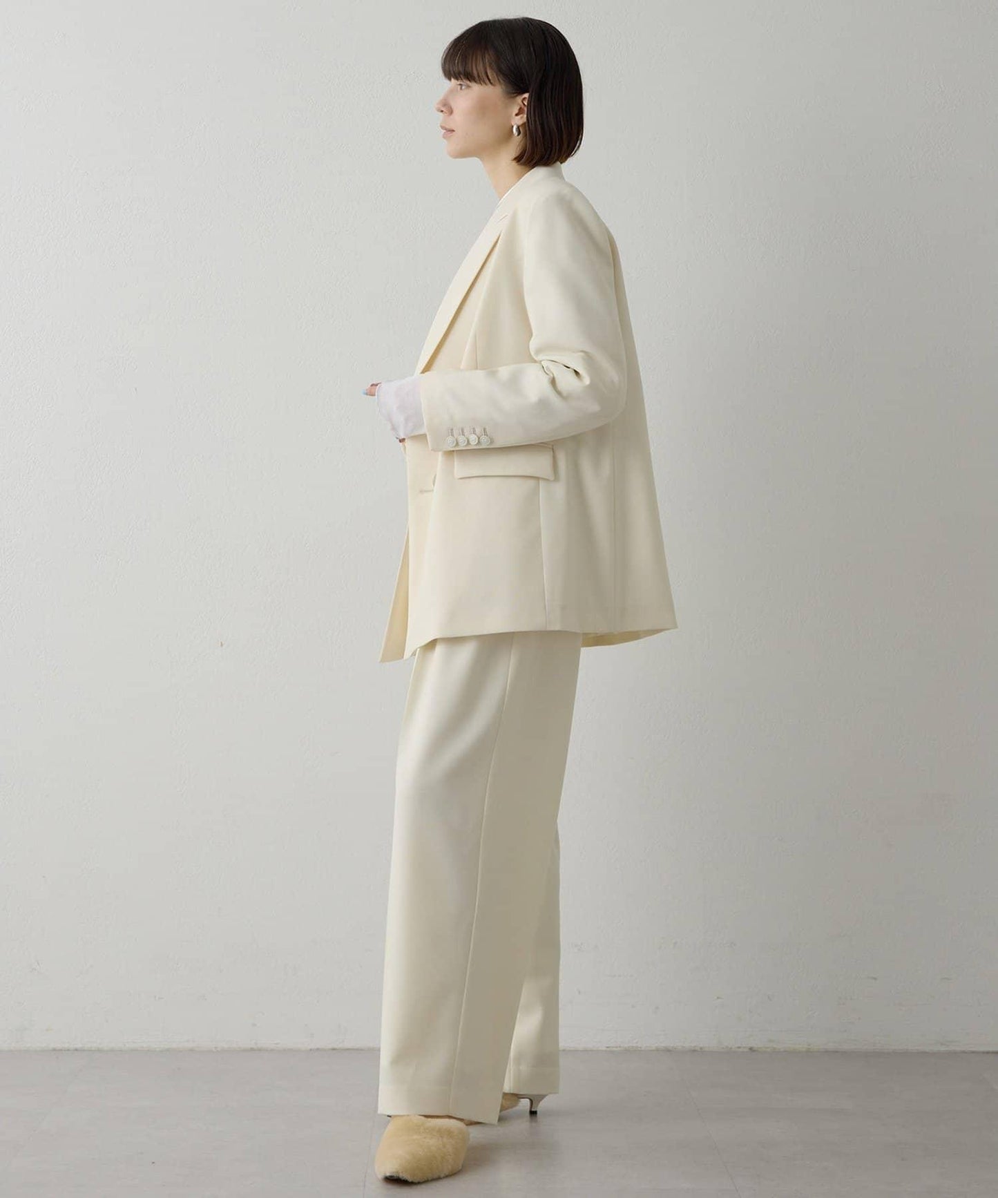 海軍風西裝外套