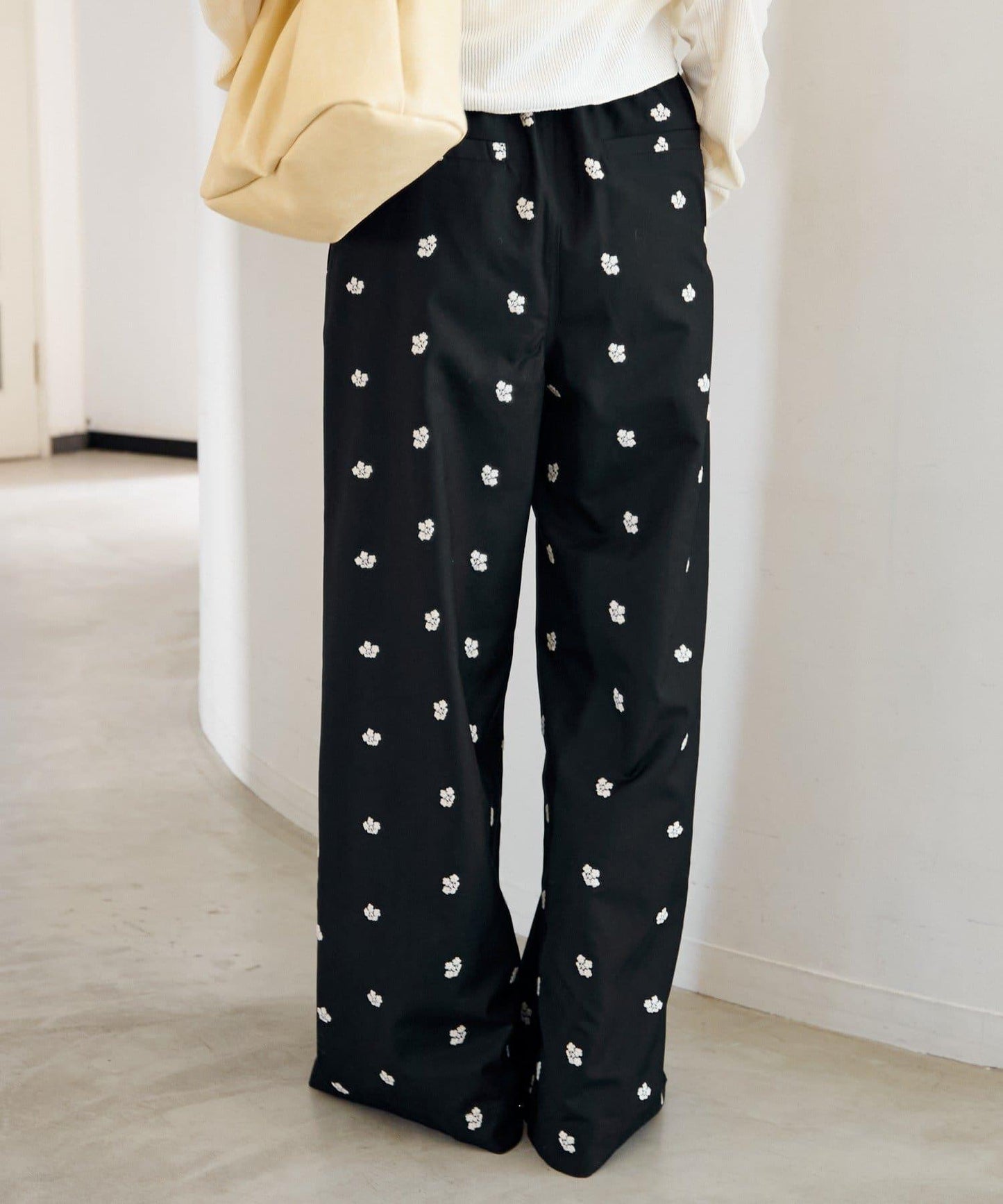 花卉刺繡寬腿褲