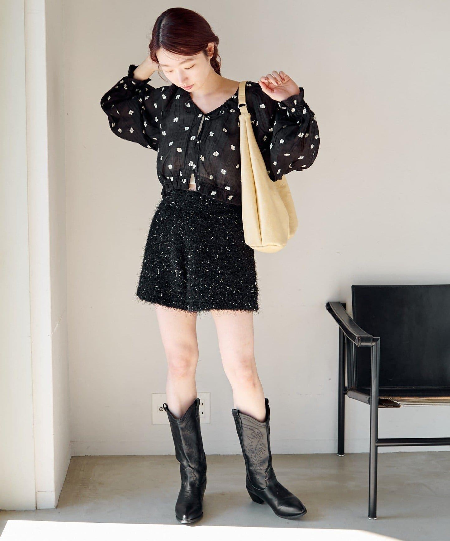 花卉刺繡襯衫