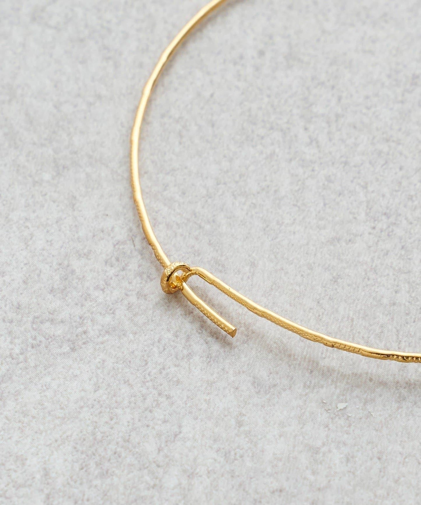 微妙質感圓環耳環