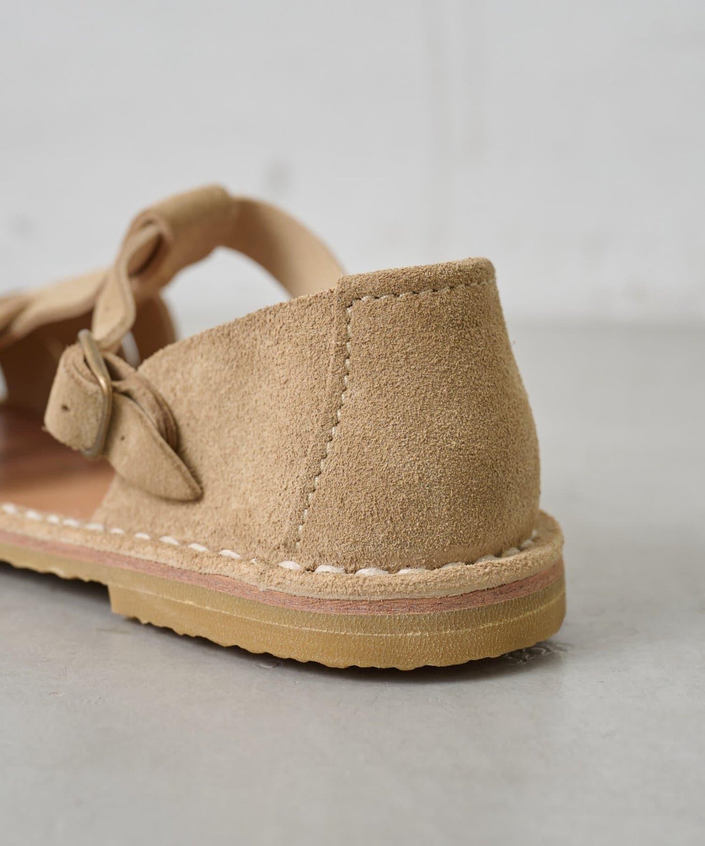 《STEVE MONO》麂皮涼鞋