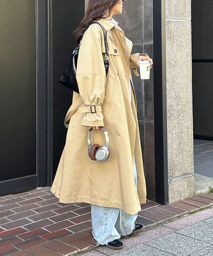 【每次即售罄的人氣單品】袖子蓬鬆設計風衣