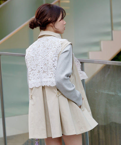 帶蕾絲裝飾喇叭袖風衣