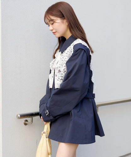 帶蕾絲裝飾喇叭袖風衣