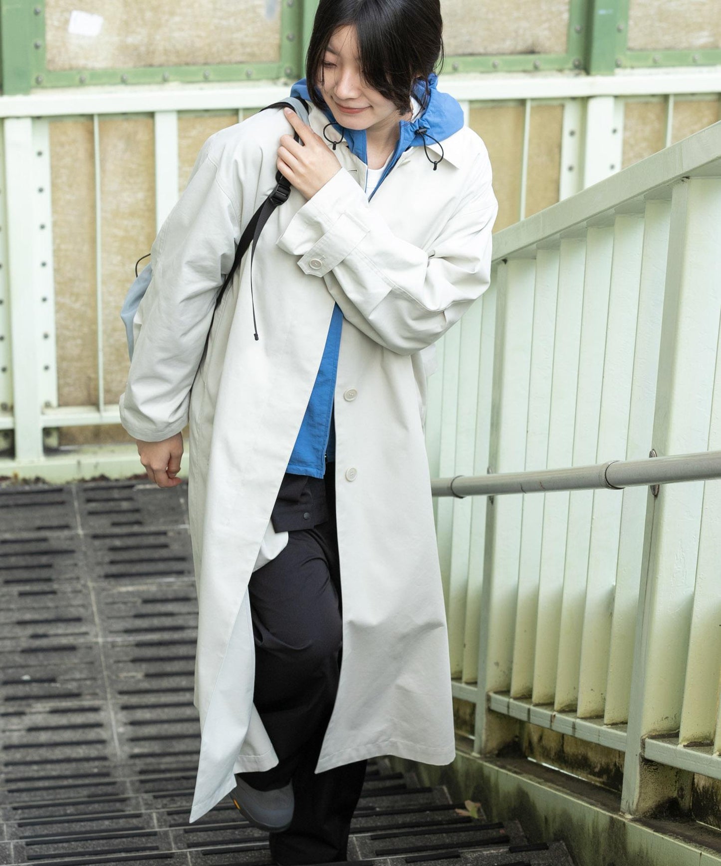 T/C斜紋單排扣大衣