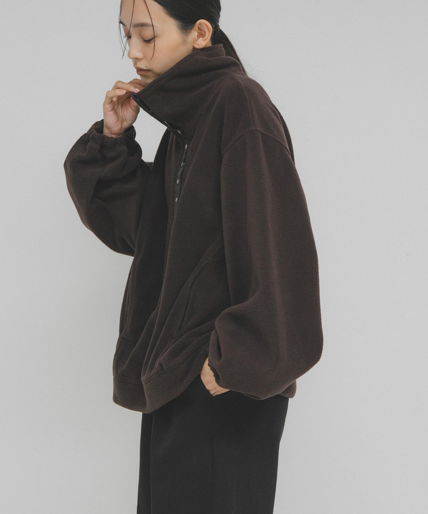 半開扣抓絨套頭衫