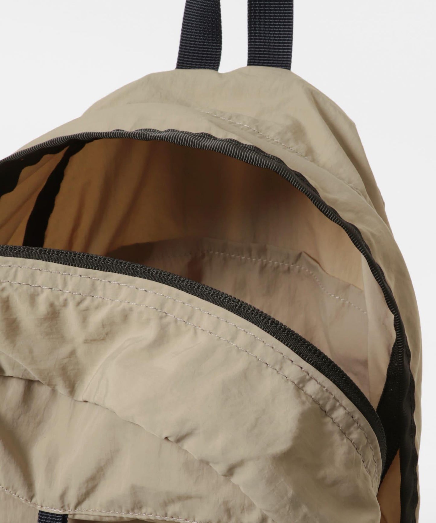 EASY DAYPACK 雙肩包