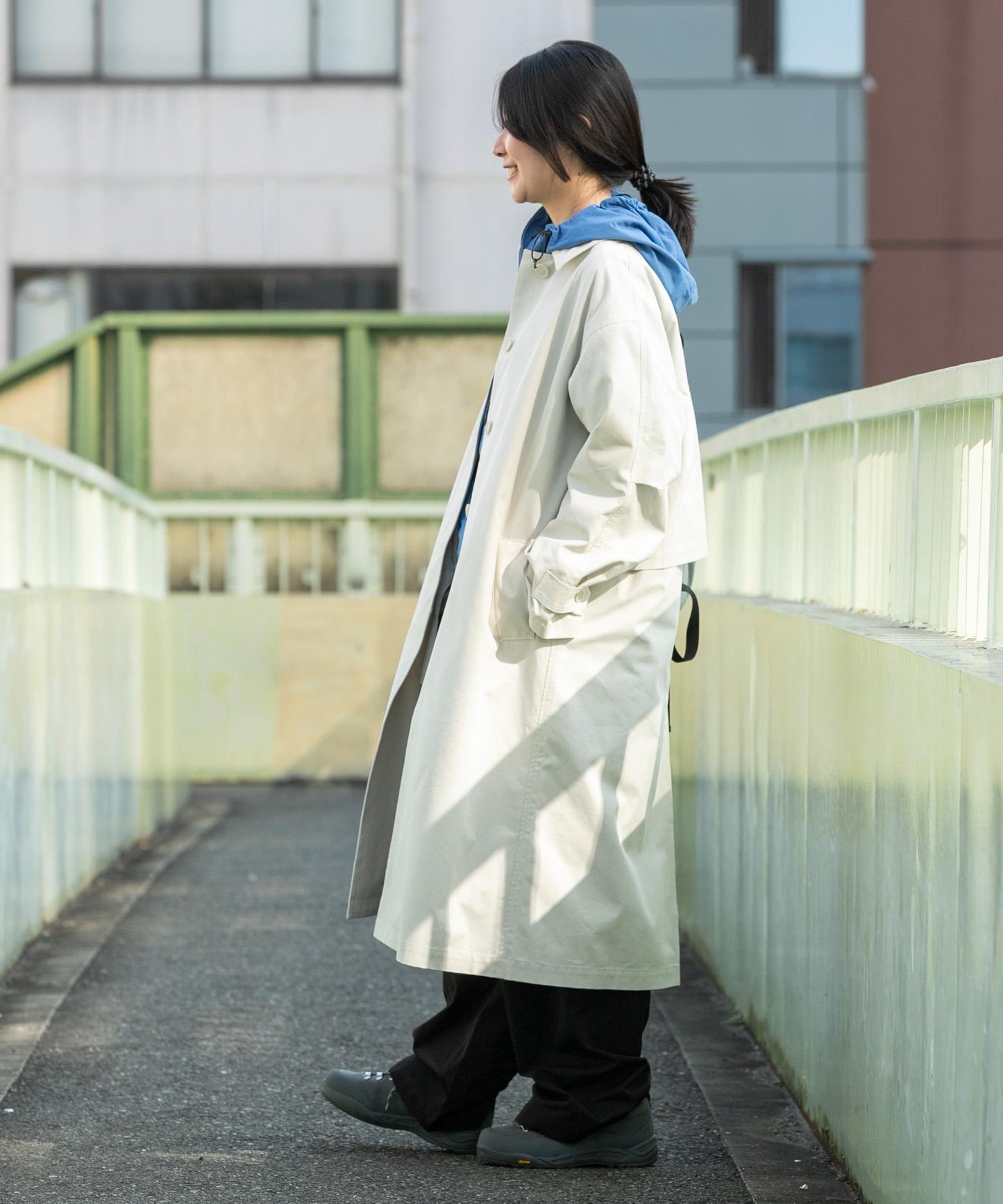 T/C斜紋單排扣大衣