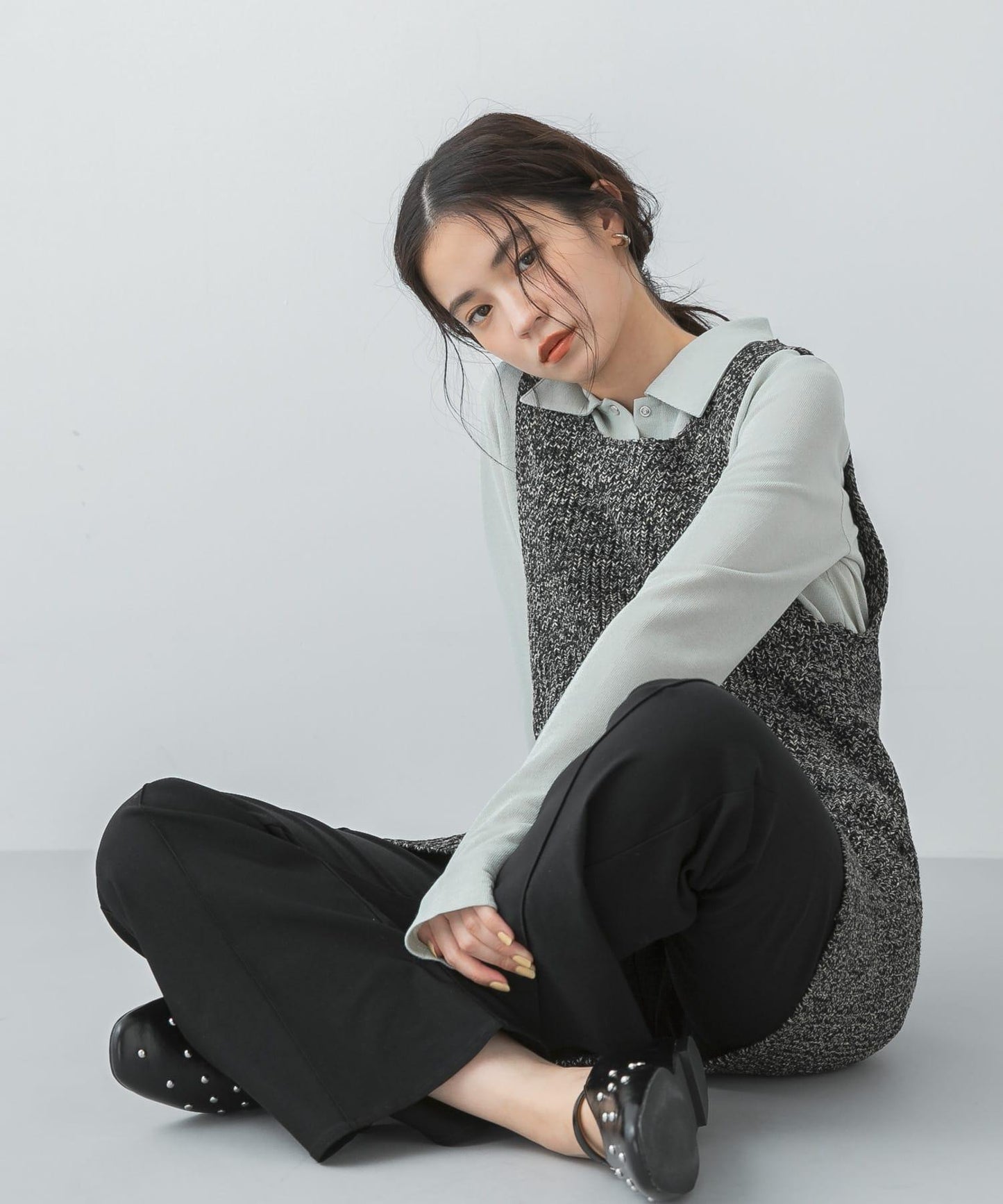 前點綴剪裁襯衫