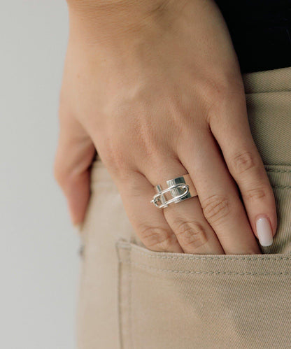 《スターリングシルバー使用》寬釦環戒指