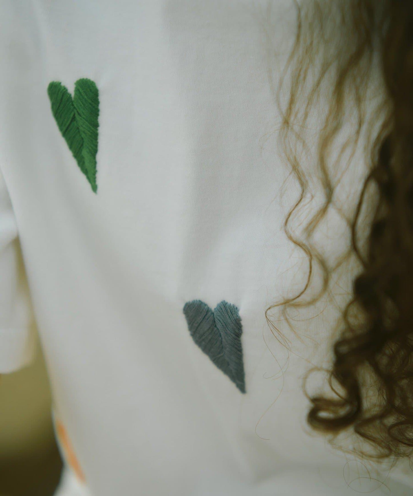 【Dhritië】葉子刺繡T恤