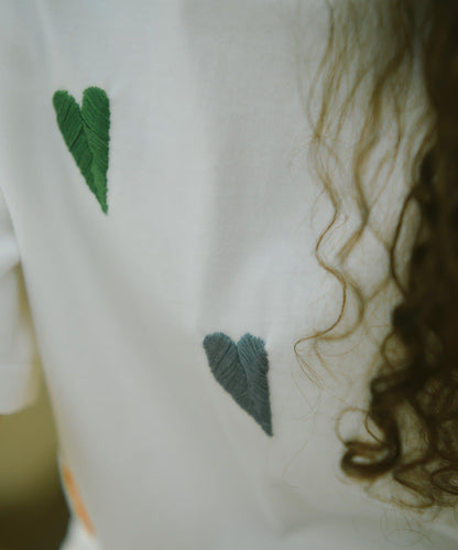 【Dhritië】葉子刺繡T恤