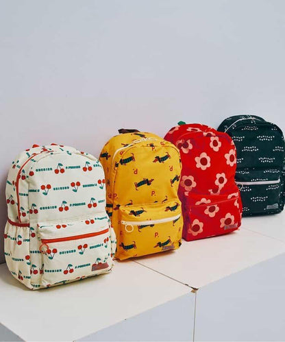 適合日常使用的全印花雙肩包