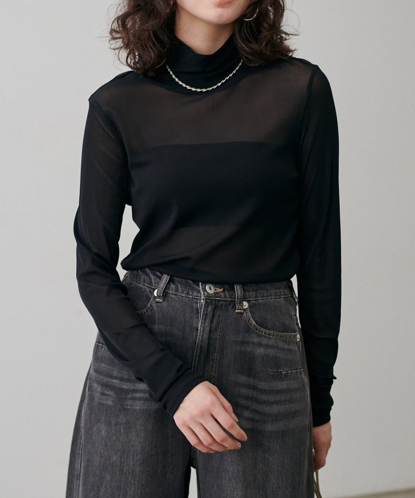 【LARUTA】網紗高領套頭衫