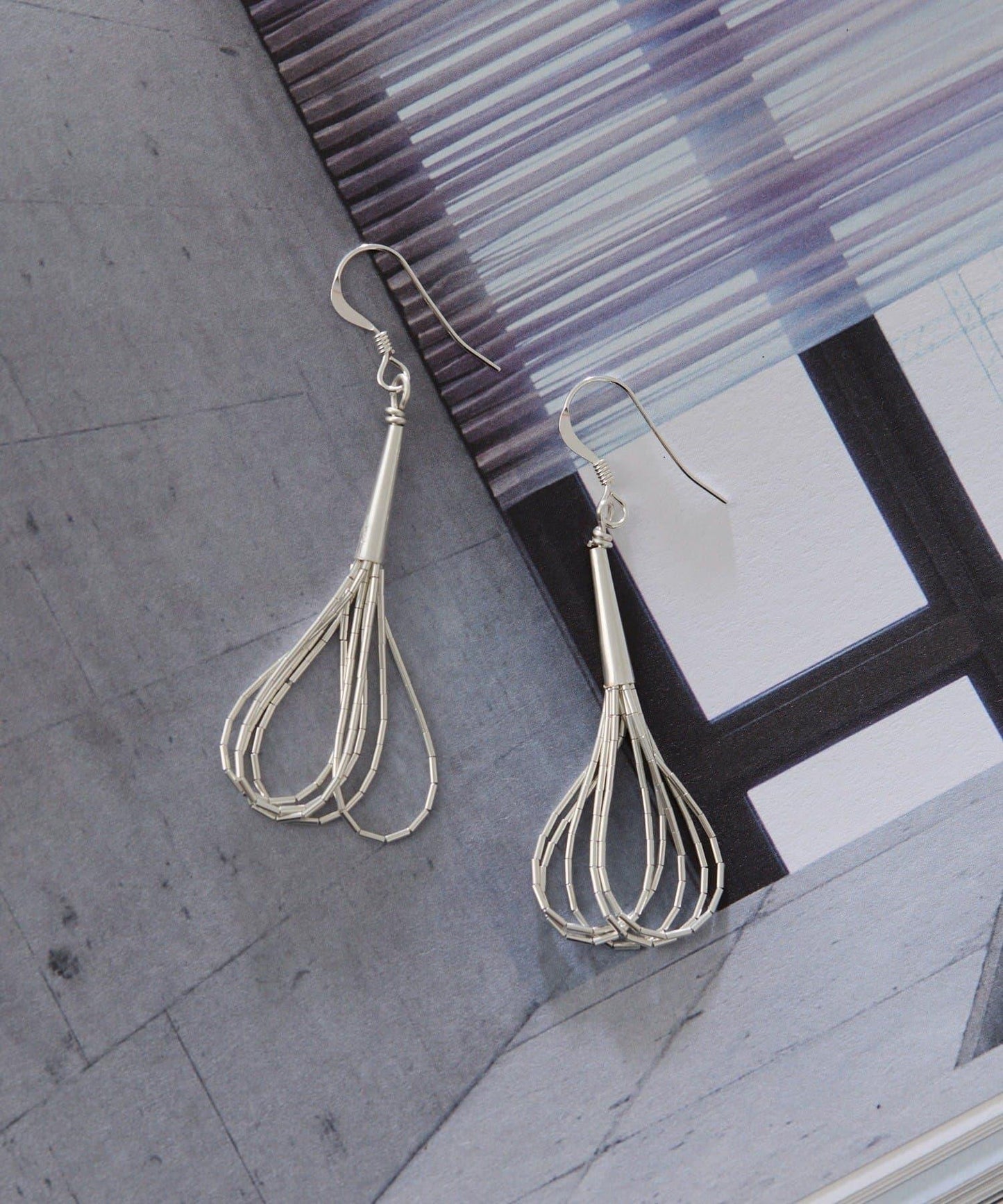 《スターリングシルバー使用》液態銀五連圈耳環