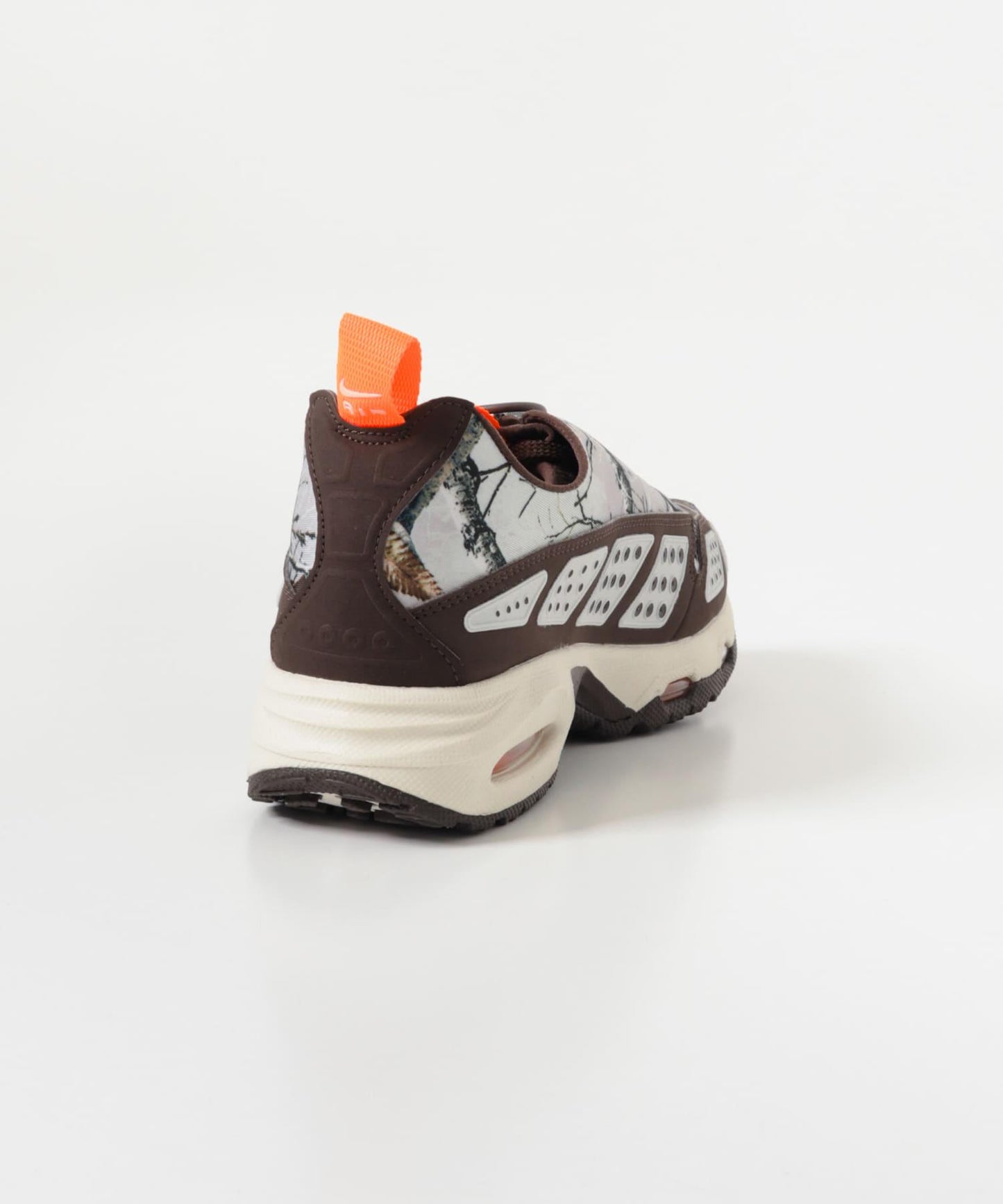 NIKE Air Max SNDR