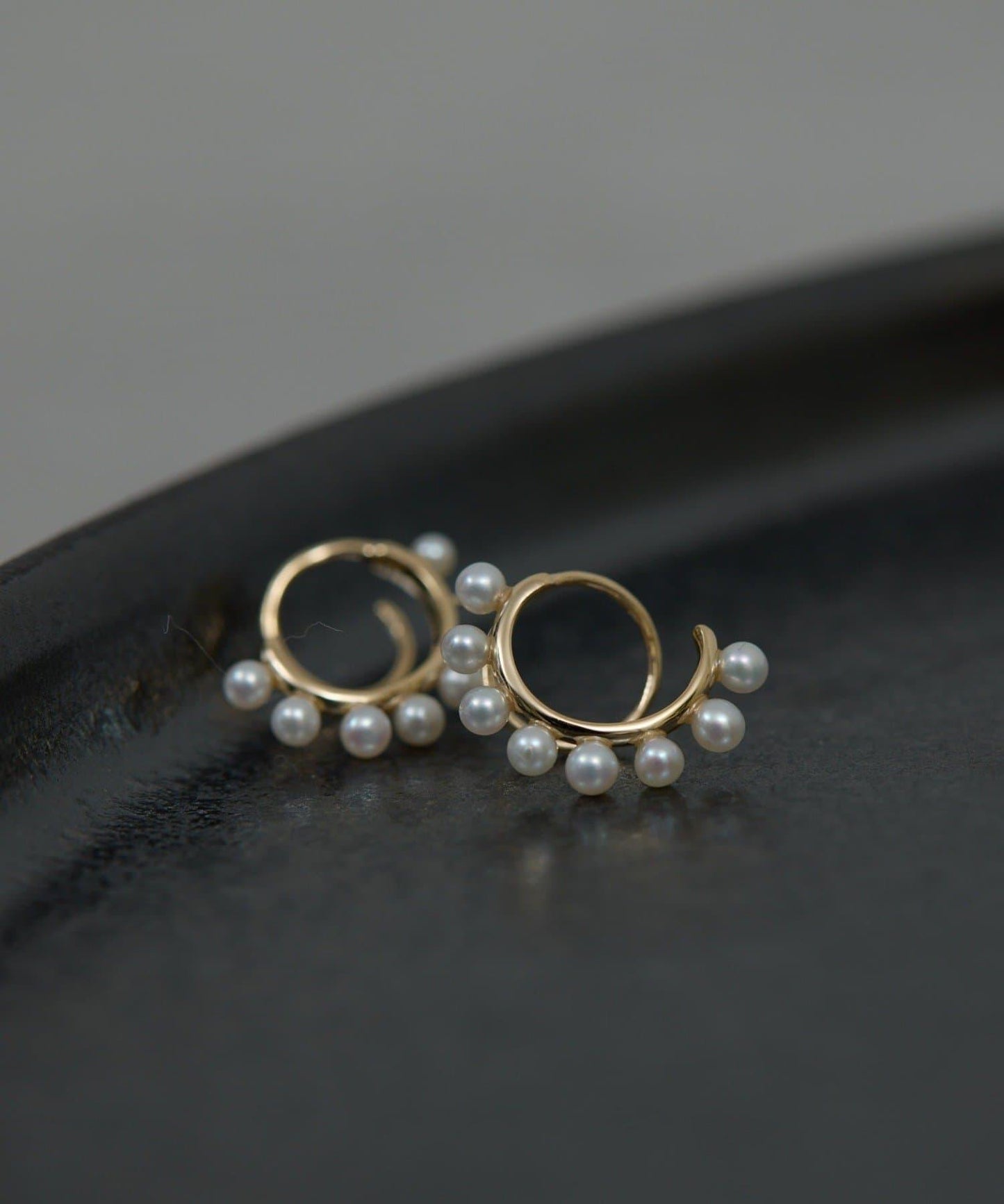 珍珠螺旋圈耳環