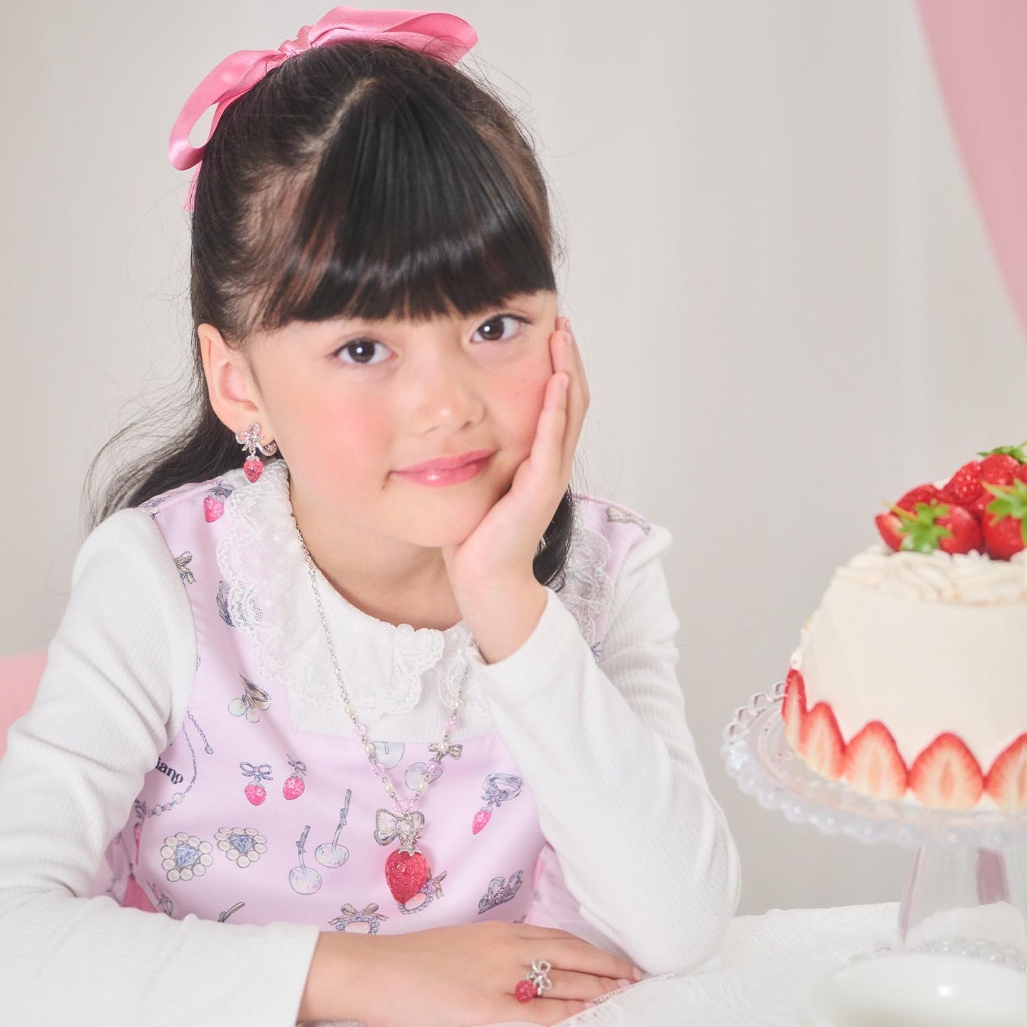 リキュエム 草莓蝴蝶結圖案 兒童戒指