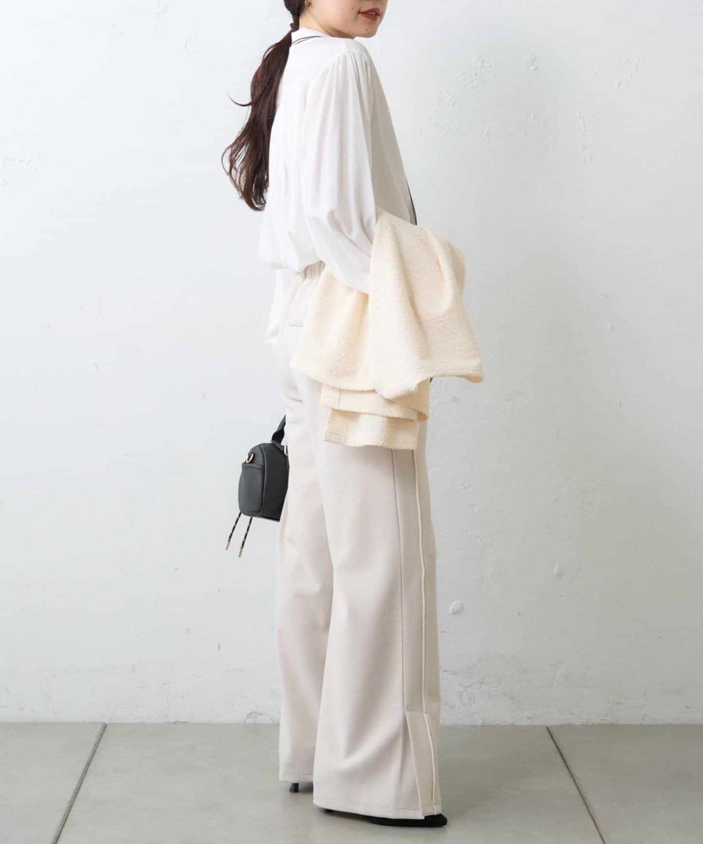 配色滾邊蝴蝶結領襯衫