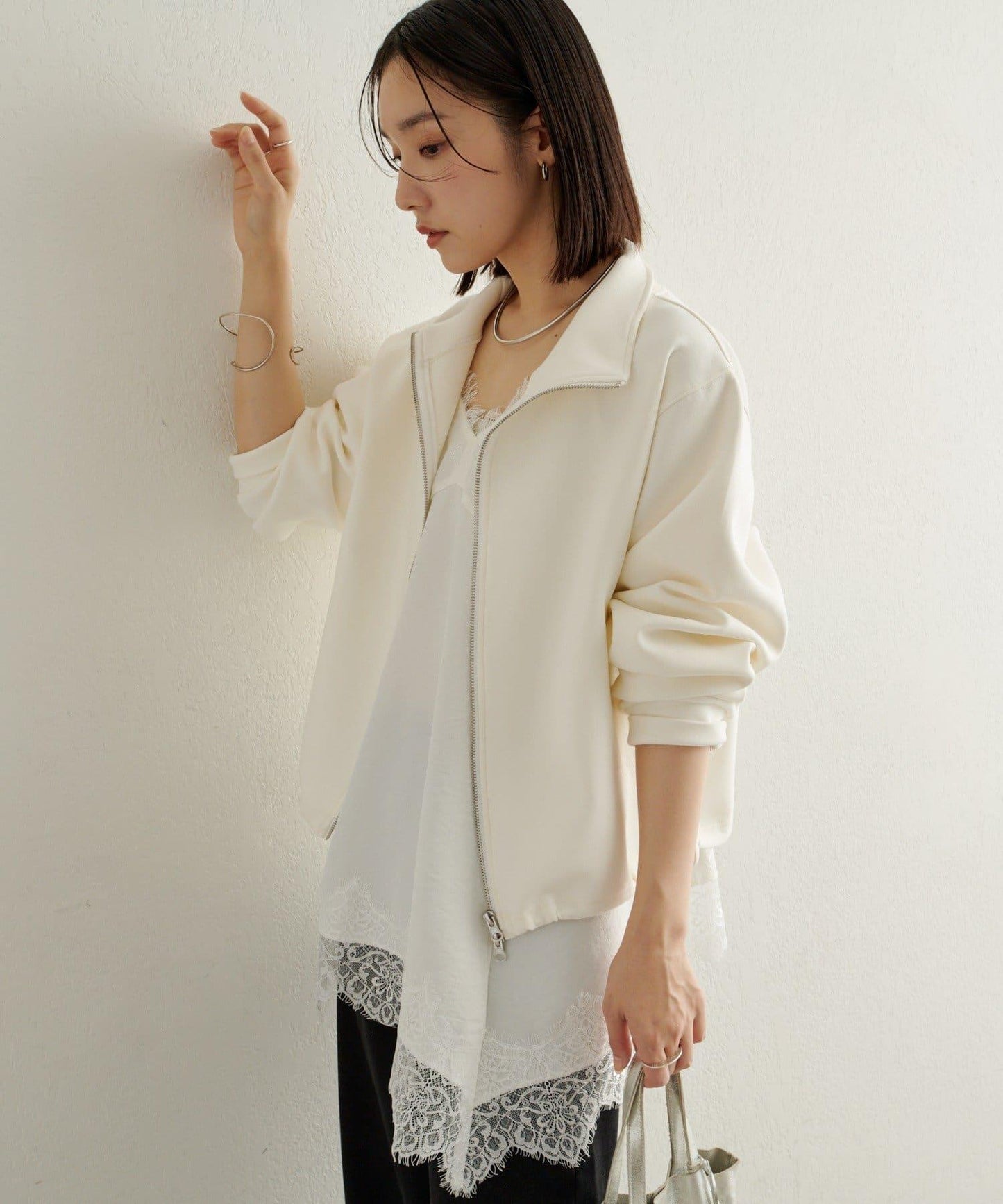 蕾絲吊帶長款上衣