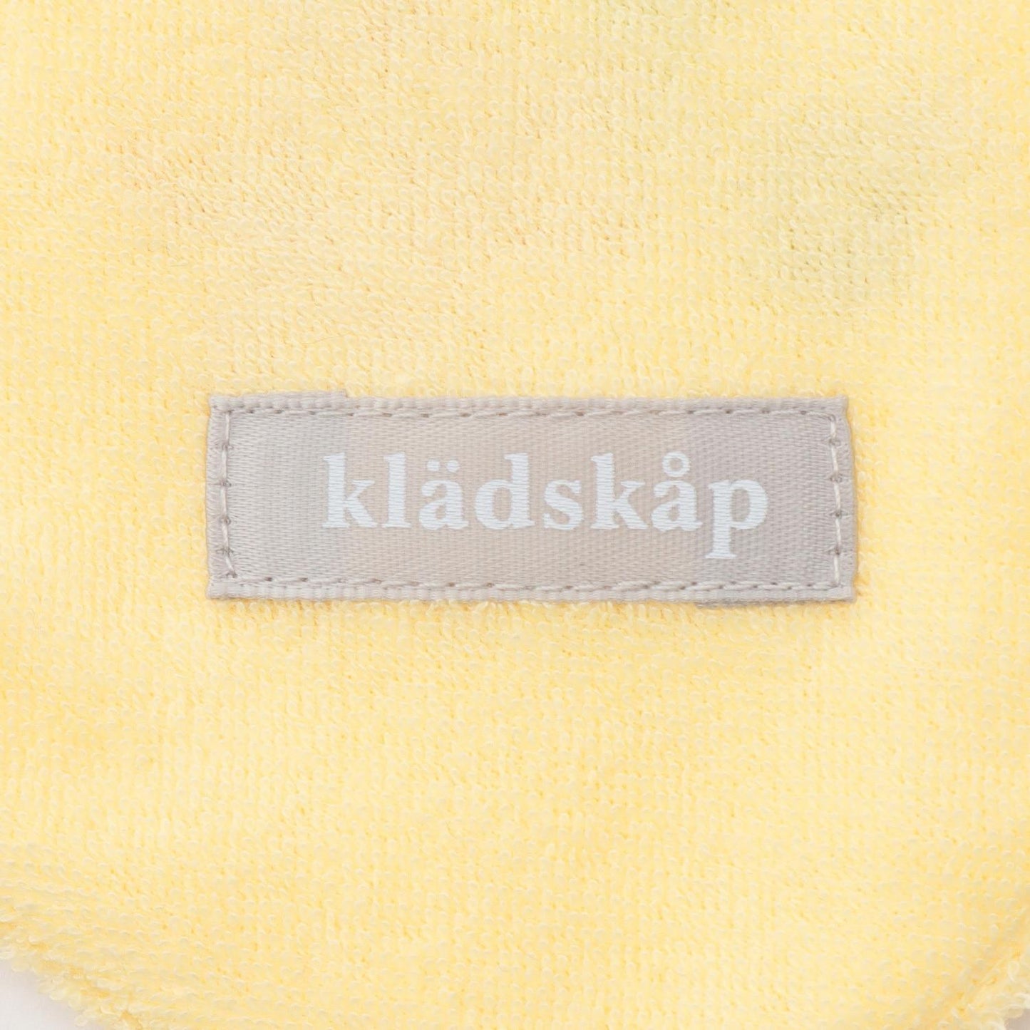 刺繡鏤空花邊圍兜