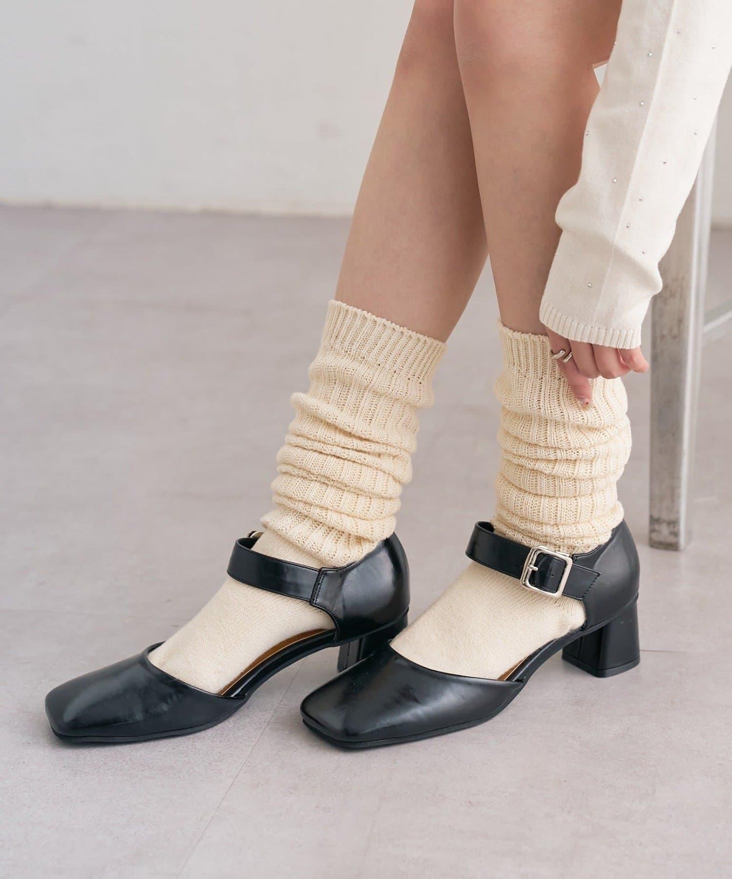 方扣方頭高跟鞋