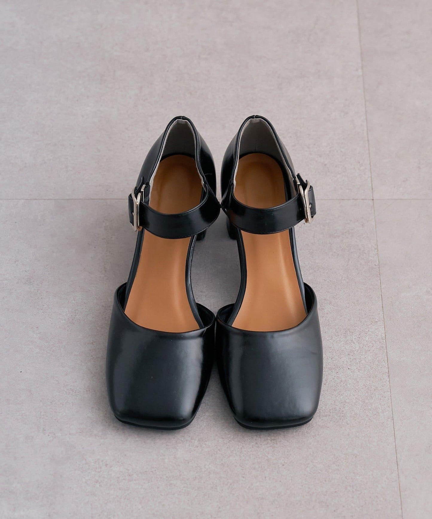 方扣方頭高跟鞋