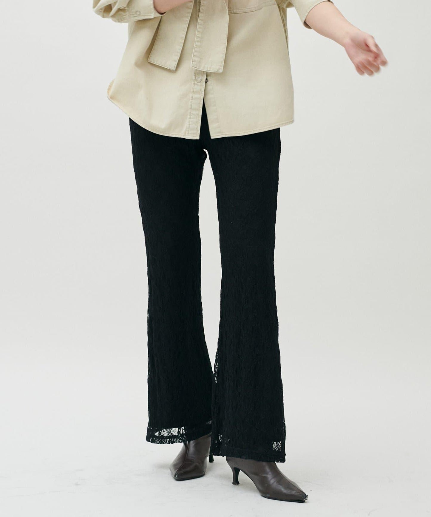 軟蕾絲拼接長褲