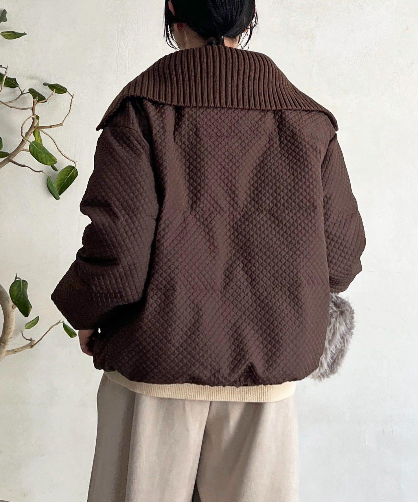 帶領壓花羽絨服