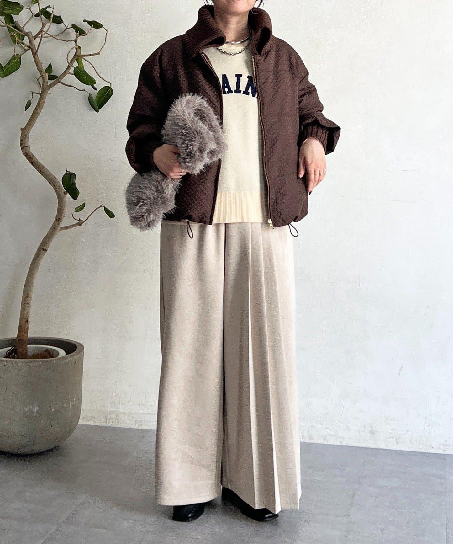 帶領壓花羽絨服